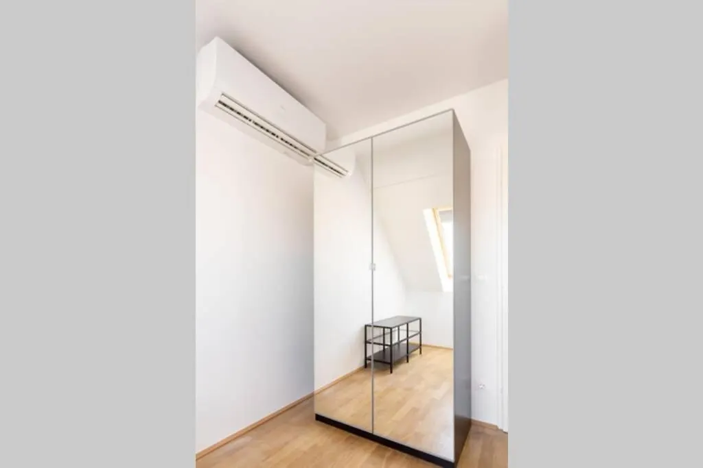 Wien Sky Loft L Lf43 0*, Vienna